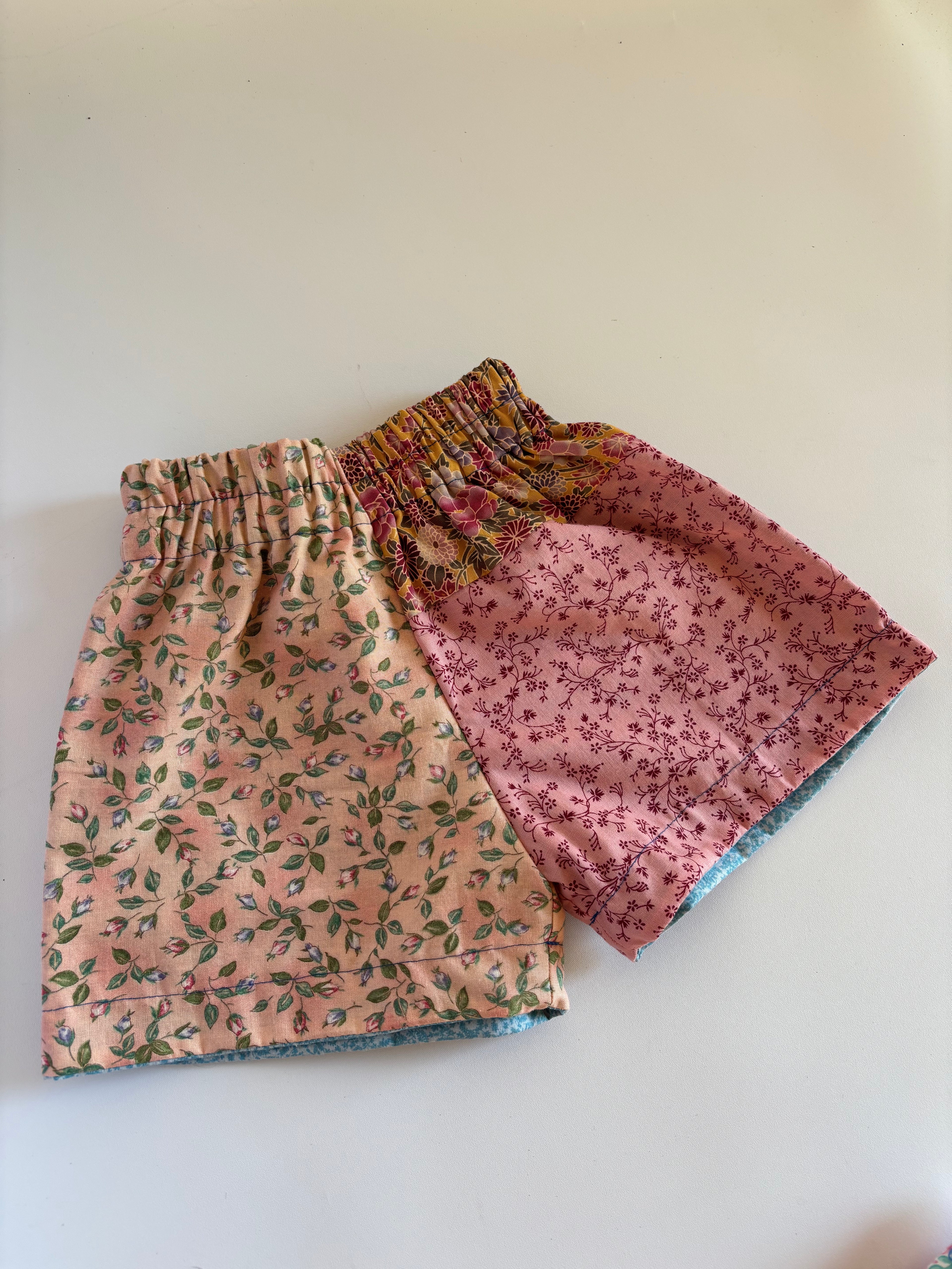 Mmoody Shorts - 18-24M