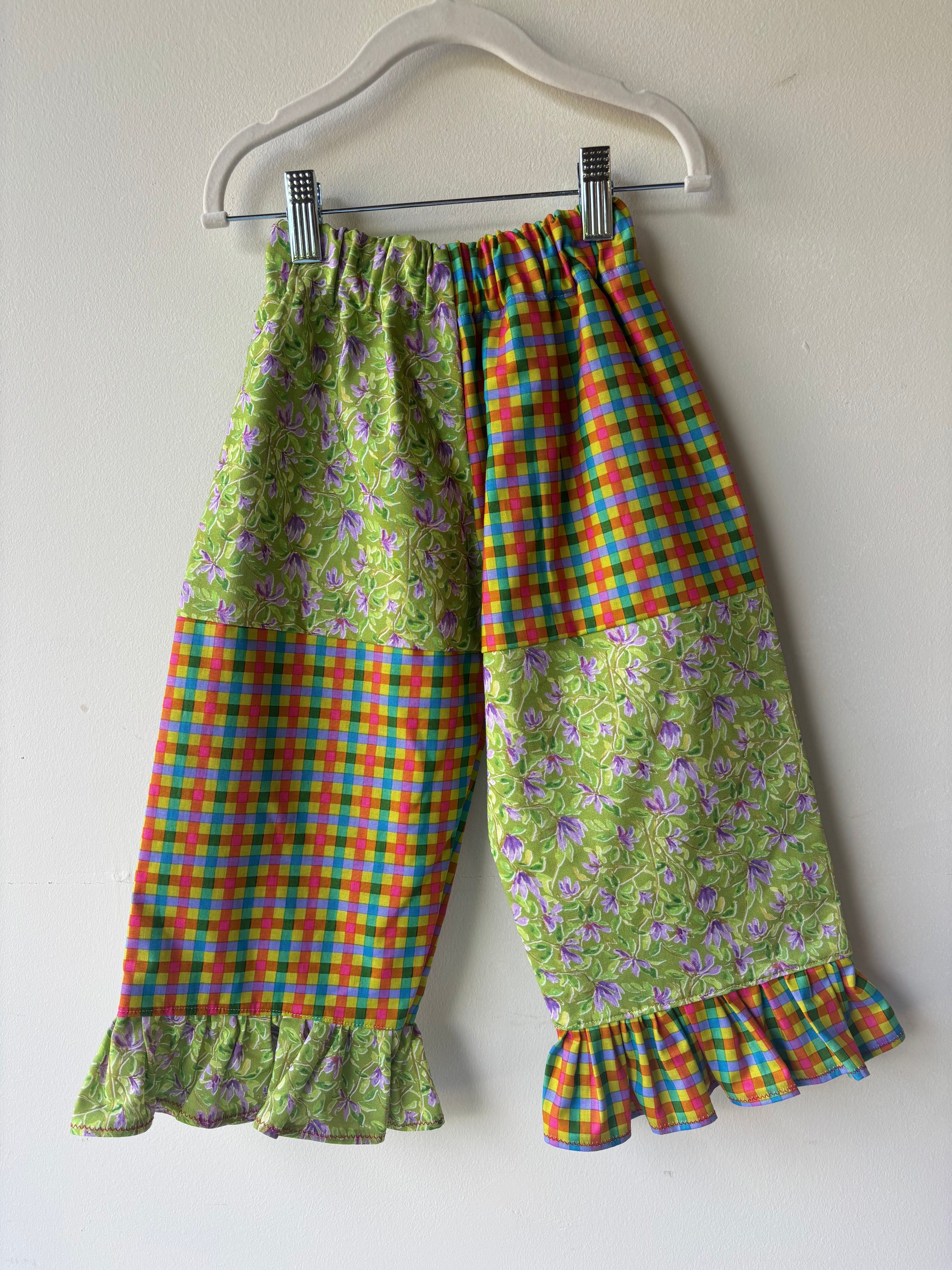 Ruffle Mmoody Pants - 3T