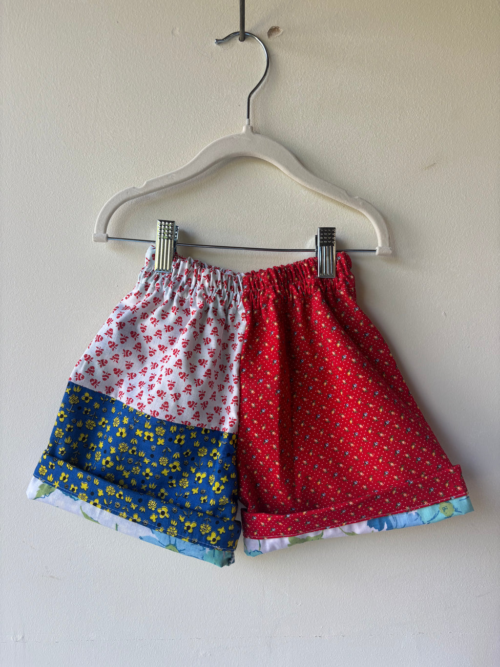 Mmoody Shorts - 2T
